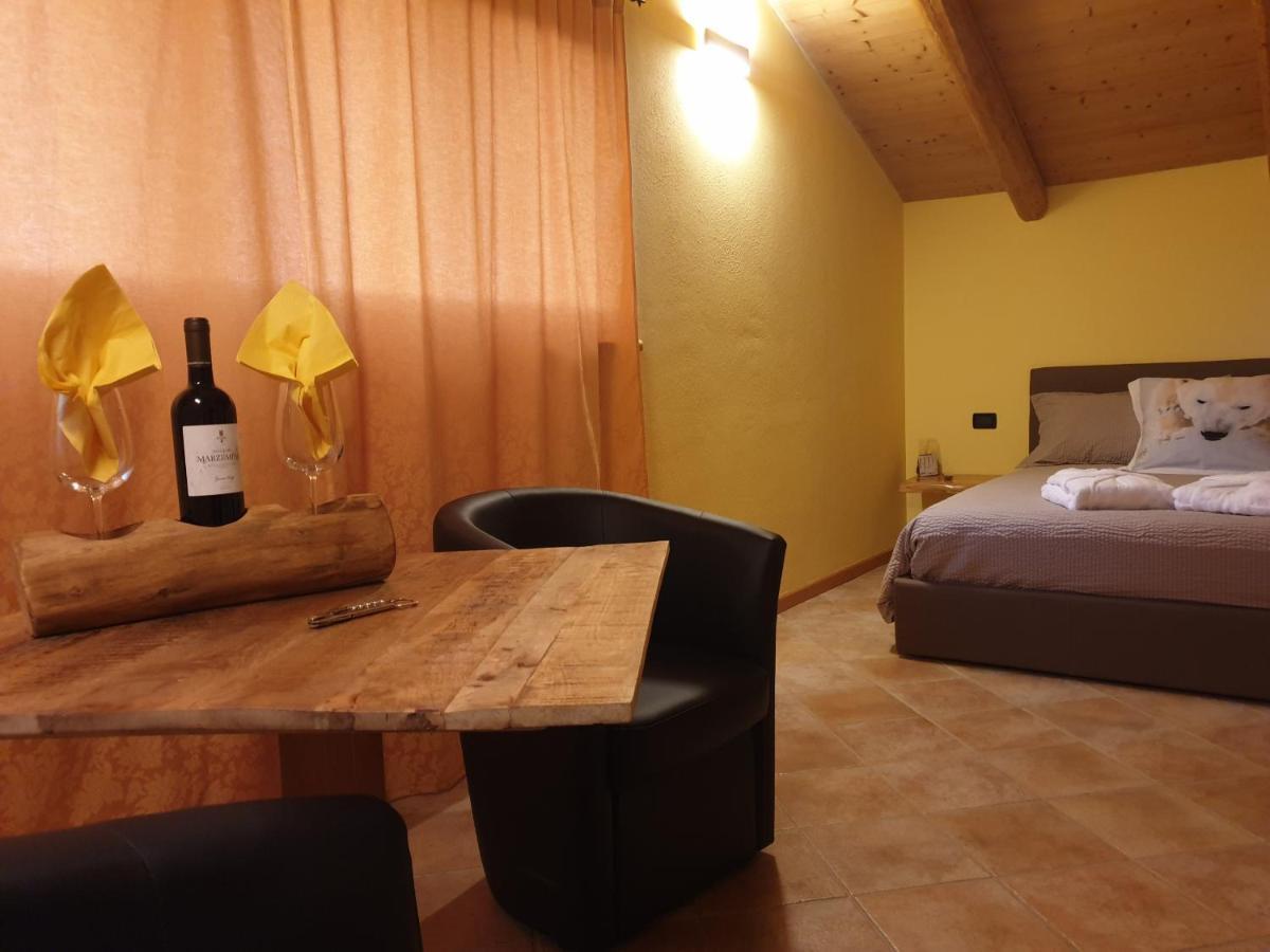 Chalet Chapeau Rar Castel Condino Dış mekan fotoğraf
