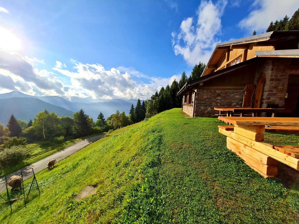 Chalet Chapeau Rar Castel Condino Dış mekan fotoğraf