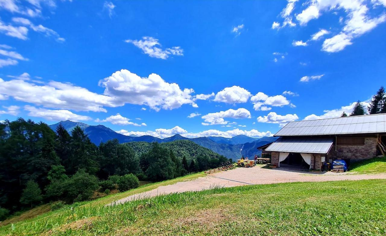 Chalet Chapeau Rar Castel Condino Dış mekan fotoğraf