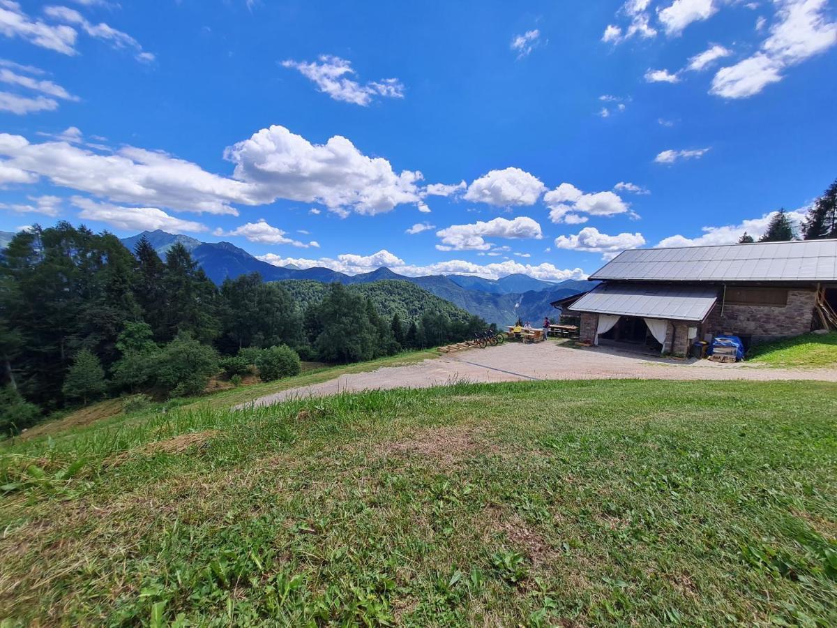 Chalet Chapeau Rar Castel Condino Dış mekan fotoğraf