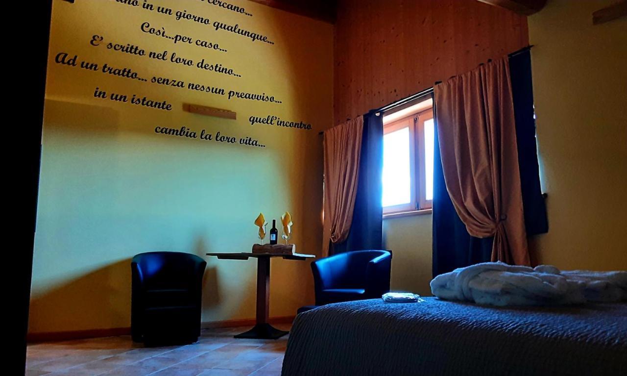 Chalet Chapeau Rar Castel Condino Dış mekan fotoğraf