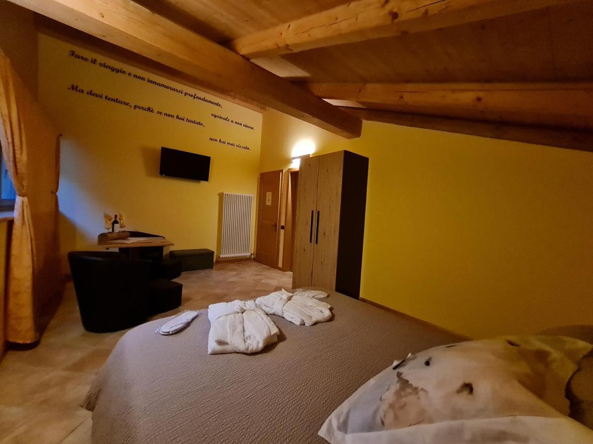 Chalet Chapeau Rar Castel Condino Dış mekan fotoğraf