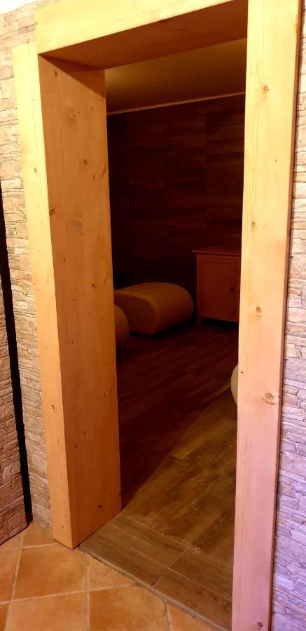 Chalet Chapeau Rar Castel Condino Dış mekan fotoğraf